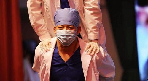 最美逆行者舞蹈视频成人