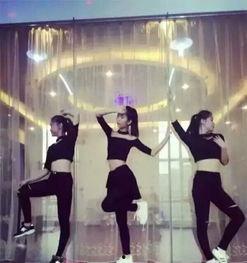 男成人可学舞吗图片视频,跨越年龄界限,舞动人生风采