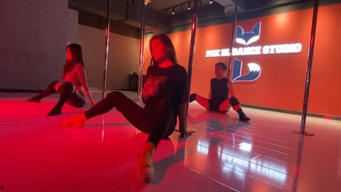 简单舞蹈视频成人舞,轻松学会成人舞步